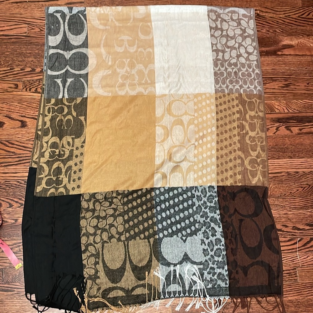 NEW Pashmina with fringes approx. 26 inches wide x 70 inches long.